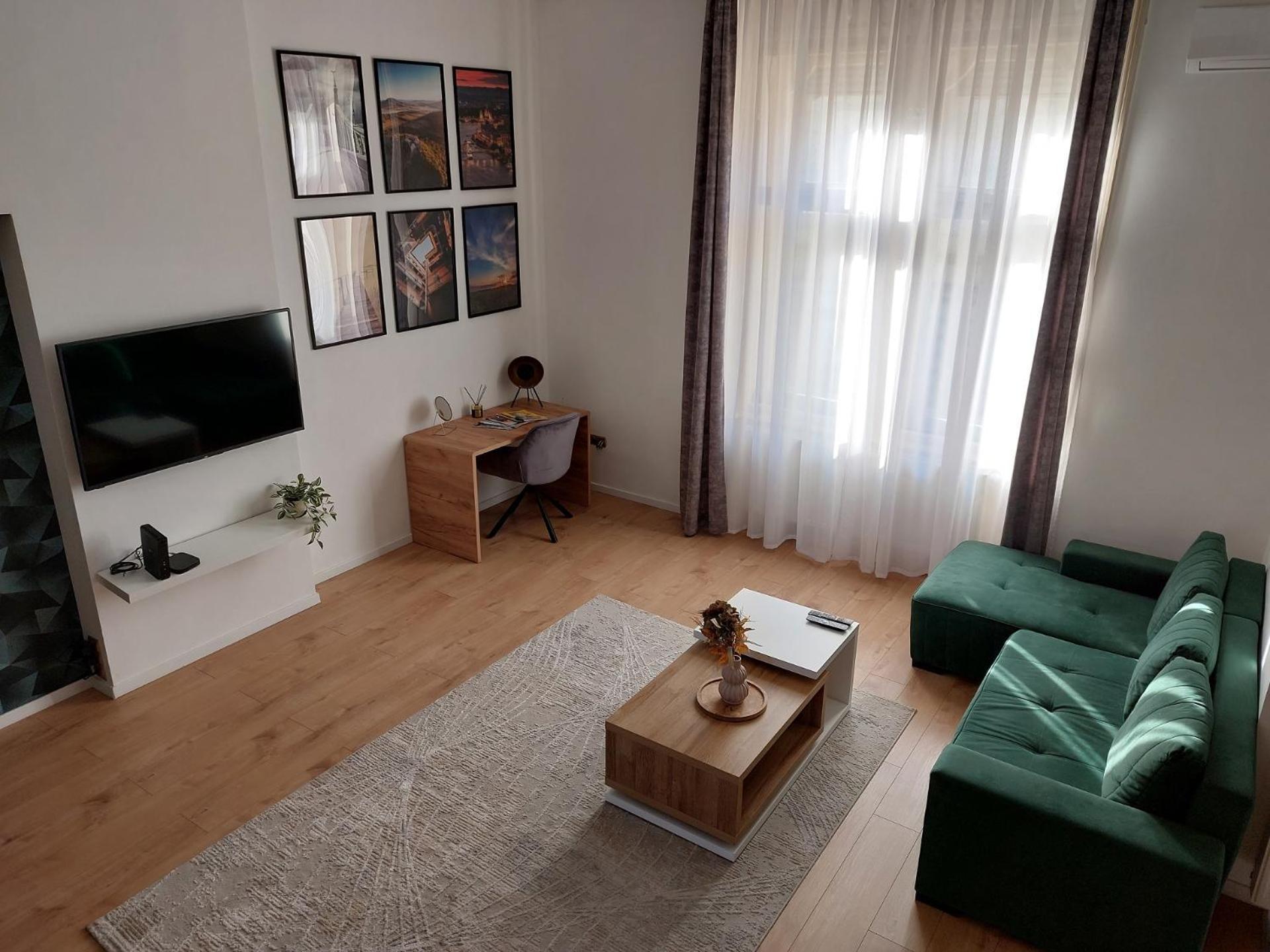 Square 16 Apartman - Absolutely Central Location With Self Check In Szombathely Exteriér fotografie