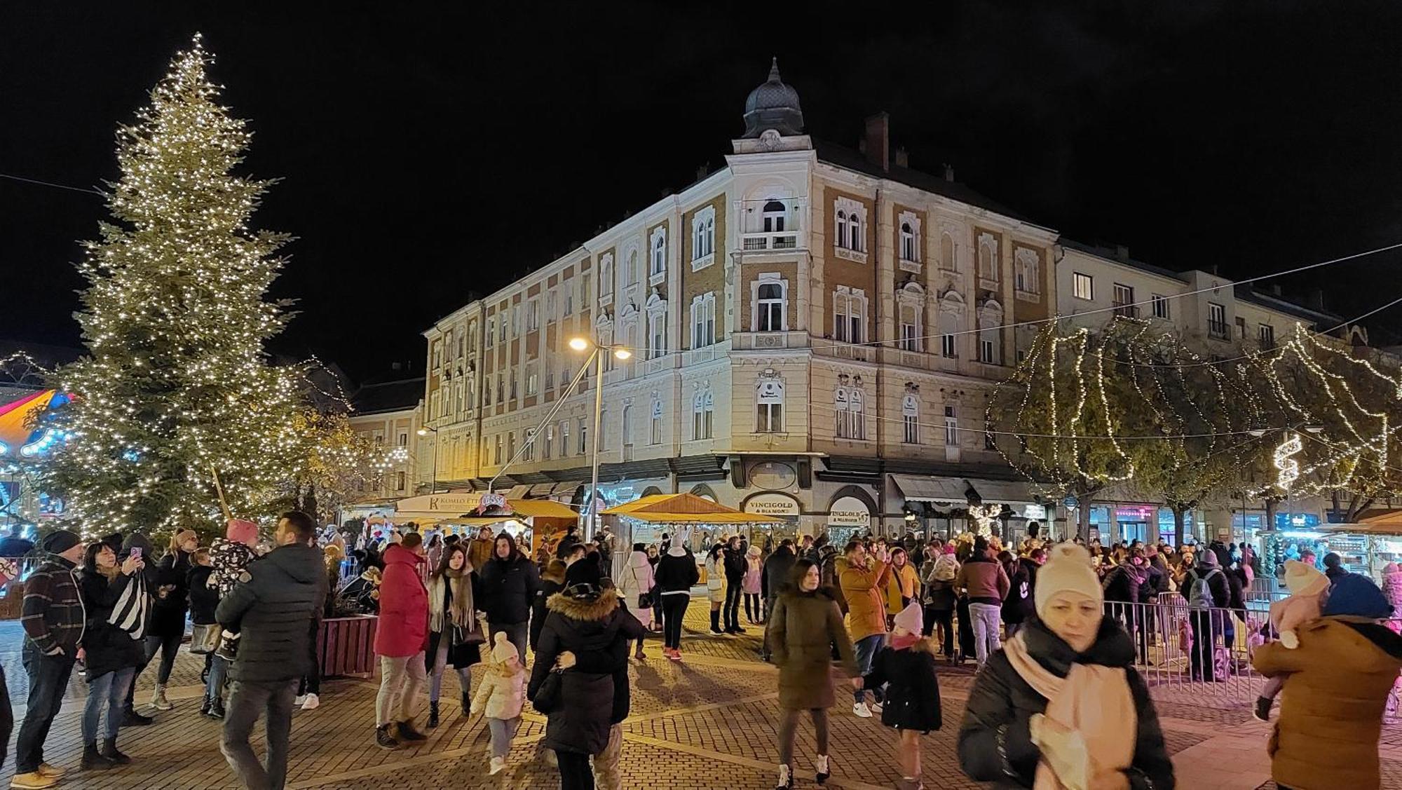 Square 16 Apartman - Absolutely Central Location With Self Check In Szombathely Exteriér fotografie